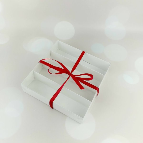 Коробка под макаронс 220х220х55