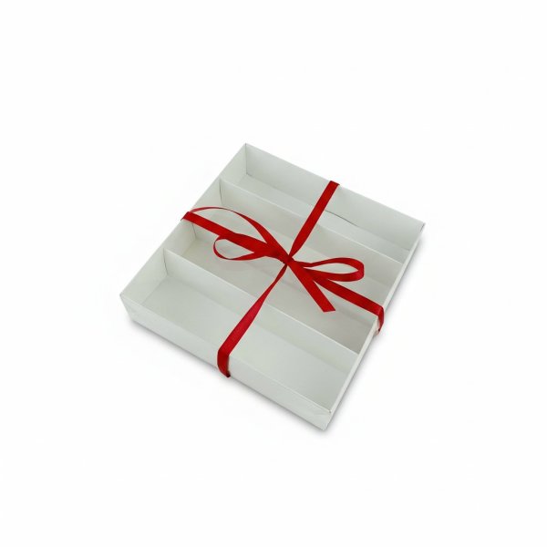 Коробка PET 220×220×55 на 4 ячейки